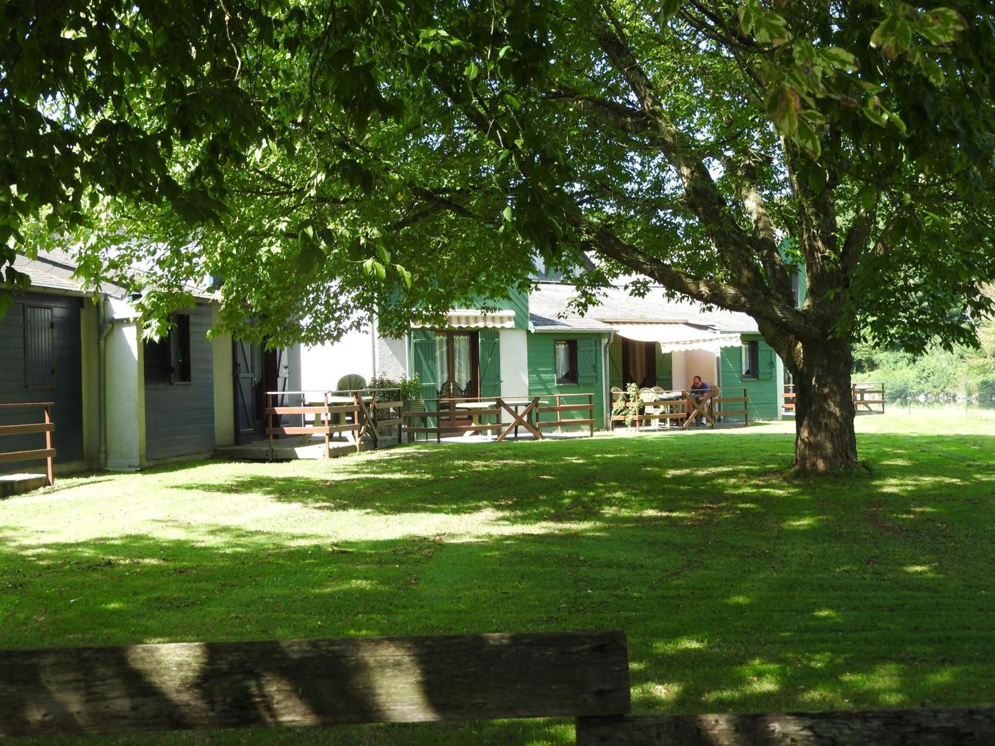 Camping Le Saillet Lestelle-Betharram Ngoại thất bức ảnh